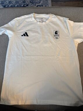 adidas White Shirt short -Sleeve Boston Marathon Crest Tee